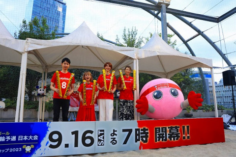 フジテレビが『やっちゃえNIPPON』パークを開催。栗原恵、狩野舞子、松嶋尚美が日本代表とハイキュー!!の魅力を語る サムネイル