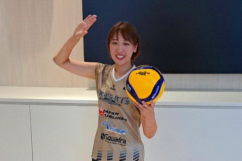 アルテミス　元NECの小山綾菜が現役復帰。「NECで同期だった上野香織が飛び上がって喜んでくれました」　V3女子 サムネイル