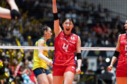 【フォト】パリ五輪予選／ワールドカップバレー2023女子大会・ブラジル戦　古賀紗理那・石川真佑・関菜々巳・井上愛里沙・林琴奈・山田二千華・渡邊彩・福留慧美ら サムネイル