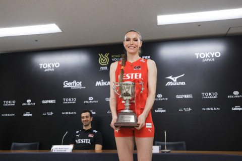 エダエルデムデュンダル主将「皆さんの応援で7試合最後まであきらめず頑張れた」 トルコ代表1位通過会見 サムネイル