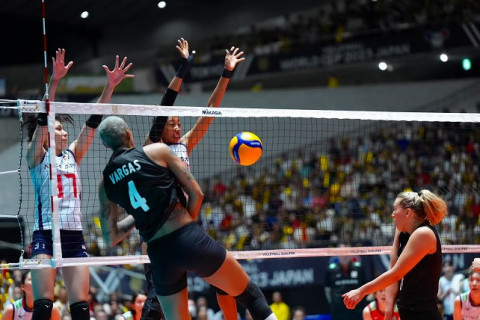 全勝対決はトルコに軍配。日本は残り1枚の五輪切符を懸け、明日ブラジルと対戦　パリ五輪予選／W杯 サムネイル