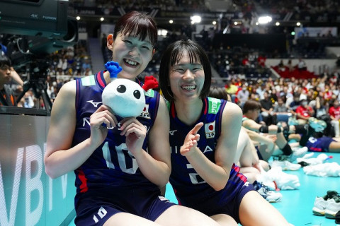 女子日本代表、プエルトリコにストレートで勝利し、開幕3連勝。井上愛里沙が24得点の活躍　パリ五輪予選／W杯 サムネイル