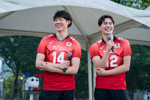 石川祐希　髙橋藍　西田有志　フォト FIVB パリ五輪予選/ ワールドカップバレー2023 開幕直前イベント 2023.09.03 MIYASHITA PARK サムネイル