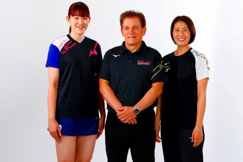 姫路　日本代表の井上愛里沙と柴田真果が入団　V2女子 サムネイル