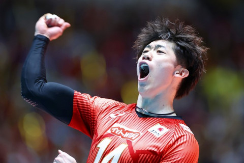 男子日本代表、スロベニアにストレート勝利し、五輪出場権獲得！！　石川祐希主将「目標達成できて嬉しい。自分たちの強さを示すことができた」パリ五輪予選／W杯 サムネイル