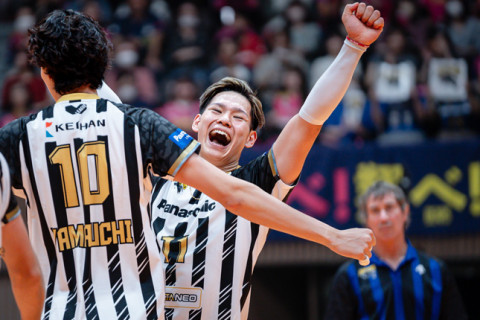 【バレー】代表エース西田有志と守護神山本智大　パナソニック移籍後初勝利　VC長野が堺に惜敗　V1男子 サムネイル