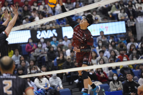 ヴォレアス・張育陞主将「日本のトップのチームで本当に強かった」、田城貴之「7年前に退団したパナソニックとの試合対戦が実現して嬉しい」V1男子会見 サムネイル