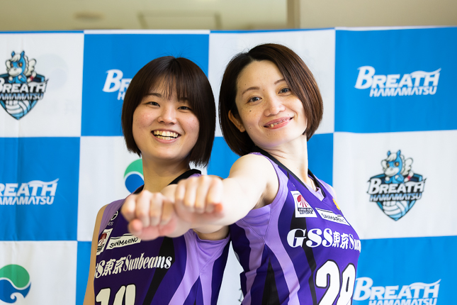 セン両役者がコートに再臨。GSS東京・松尾由紀子「またちょっと戻って来ちゃいました」、森田英莉「自分の仕事はレシーブ。みんなに良いパスを出したい」　Ⅴ2女子