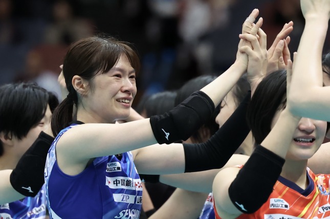 岡山が初優勝。現役引退の宮下遥「最後の時間を噛みしめながら戦った」　黒鷲旗女子