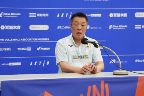 眞鍋政義監督「出場権を獲得し、少し楽な気持ちで臨めた。アメリカ戦もランキングが少しでも上に行けるようにベストを尽くしたい」　VNL女子セルビア戦会見コメント サムネイル