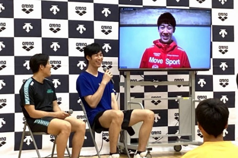 甲斐優斗が中学生にバレーボール指導。石川祐希もトークショーにオンライン参加　Team DESCENTE スペシャルイベント サムネイル