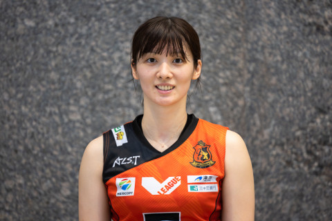 美しく勝利せよ！新主将に就任したヴィアティン三重・浅川希「勝利する姿をファンに届けたい。主将として迷わず引っ張っていく」　Vリーグ女子 サムネイル