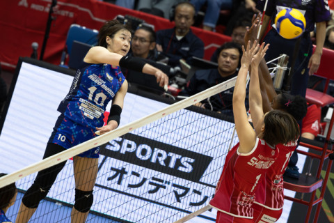 SVリーグ女子が開幕。オープニングマッチは埼玉上尾がホームのNEC川崎にストレート勝利 サムネイル