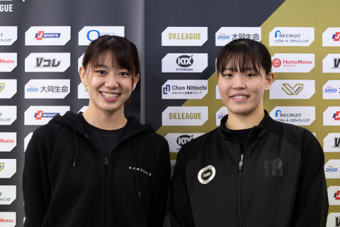 野中瑠衣「代表に入りたくて数字を求めた昨シーズン。今季はよりチームのためにプレーと行動を」、中谷宏大監督「佐藤黎香には渡邊彩を目指して欲しい」　SV女子 サムネイル