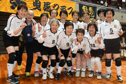 第56回粟辻典子杯 大阪府家庭人選手権、「蓮」が「桜」をストレートで下し6連覇。「マレン親善カップ」も同時開催 サムネイル