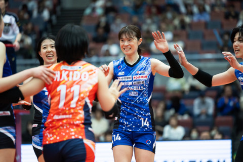元日本代表セッター・宮下遥さんがSVリーグで解説デビュー。「岡山の成長著しい2人のセッター、濱田真友と妹尾紗香に注目してほしい」 サムネイル
