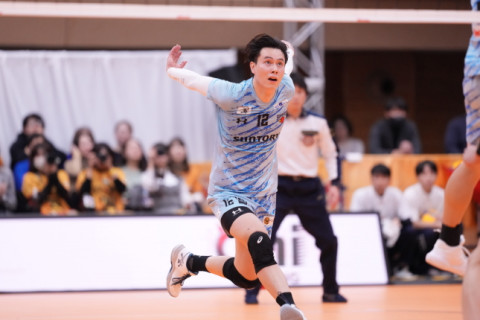 サントリー・髙橋藍「コンディションは非常に上がってきており、チームとのフィット感もいいものが作れている」　SV男子 サムネイル
