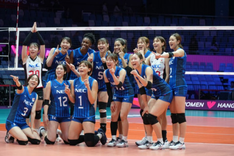 NEC川崎、ベトナムのクラブをストレートで下し、白星スタート　女子世界クラブ選手権大会 サムネイル