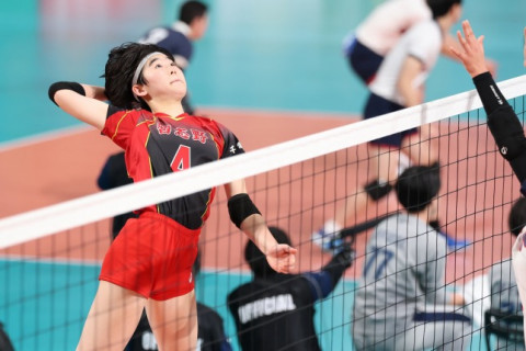 東レ滋賀内定の結束美南（習志野）、2回戦で春高コートを去る。「迫田さおりさんのようなバックアタックが打てる選手になりたい」　春高バレー サムネイル