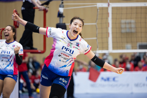 PFUが3-1で勝利し、NEC川崎の連勝を「10」で止める。SAGA久光が8連勝　SV女子 サムネイル