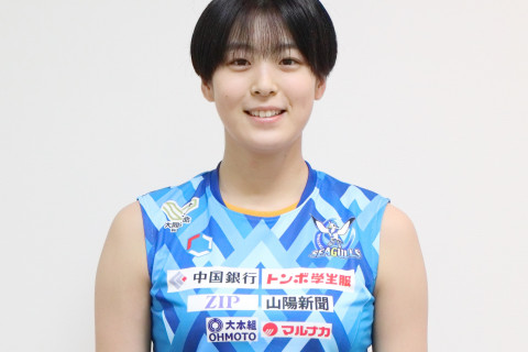 岡山　SVリーグ史上最年少セッター・佐原菜々花が加入。2日の大阪MV戦でデビューを果たす　SV女子 サムネイル