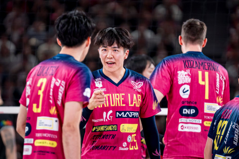 フォト 東京グレートベアーズ 2025.11.13TOYOTA ARENA TOKYO  柳田将洋、後藤陸翔、バルトシュ・クレクほか   SV男子 サムネイル