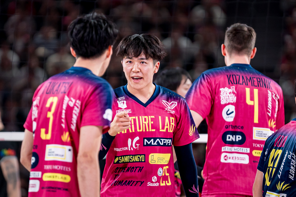 フォト 東京グレートベアーズ 2025.11.13TOYOTA ARENA TOKYO  柳田将洋、後藤陸翔、バルトシュ・クレクほか   SV男子 サムネイル