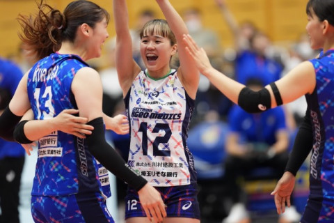 埼玉上尾がフルセットの末姫路を破り、3位に浮上。岡山がアウェーで念願の初勝利　SV女子 サムネイル