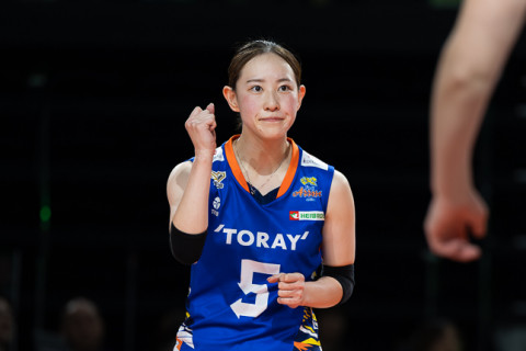 東レアローズ滋賀・松岡芽生「自分のことばかり考えていた昨シーズン。今季は周囲を助けられているかな」 SV女子 サムネイル