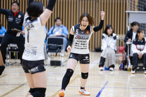 年内最終戦、中野は一進一退。倉敷アブレイズが反撃、東京サンビームズは3位で折り返し。信州ブリリアントアリーズが無敗の18連勝　V女子　 サムネイル
