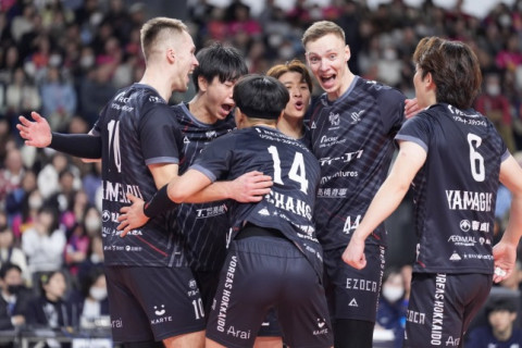 ヴォレアスが東京GBにフルセット、WD名古屋がSTINGS愛知にストレートで勝利し、決勝進出　天皇杯 サムネイル