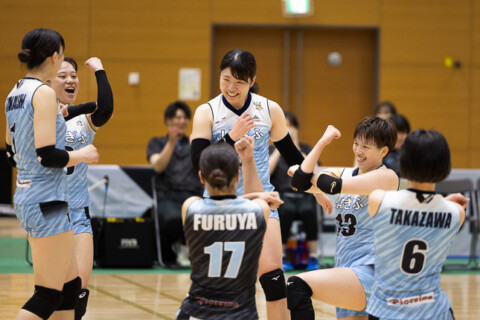 JAぎふが決勝の舞台へ。川口太一監督「今季ベストの試合」、カノア・高松卓矢監督「今回は相手が1枚上手だった」 Vリーグ・セミファイナル サムネイル