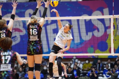 レギュラーシーズンのリーダーズと個人表彰受賞者が決定。トップスコアラーはオリビア・ロジャンスキ（群馬）　SV女子 サムネイル