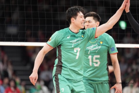 広島TH・新井雄大「悔いのない試合はできたが、実力不足を感じる試合だった」 SV男子会見 サムネイル