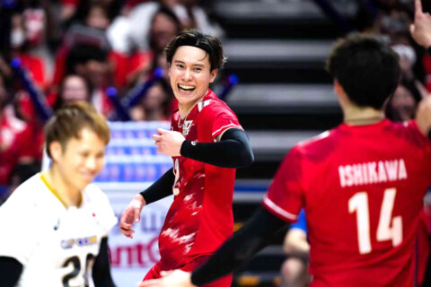 男子バレーが怒涛の9連勝　ファイナルラウンドを決める　23得点の髙橋藍「最高でーす！」 サムネイル