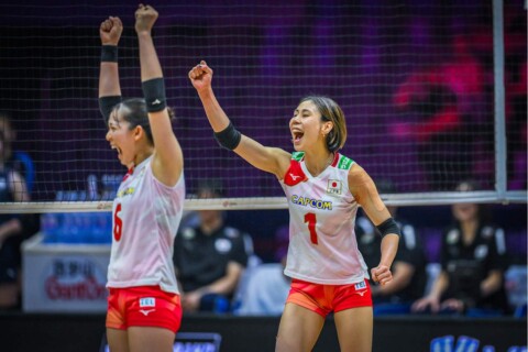 女子日本代表、韓国をストレートで撃破し、準々決勝進出。関菜々巳「全体的にサーブが弱かった。セッターとしてはコンビの精度をもっと上げていきたい」　アジア選手権 サムネイル